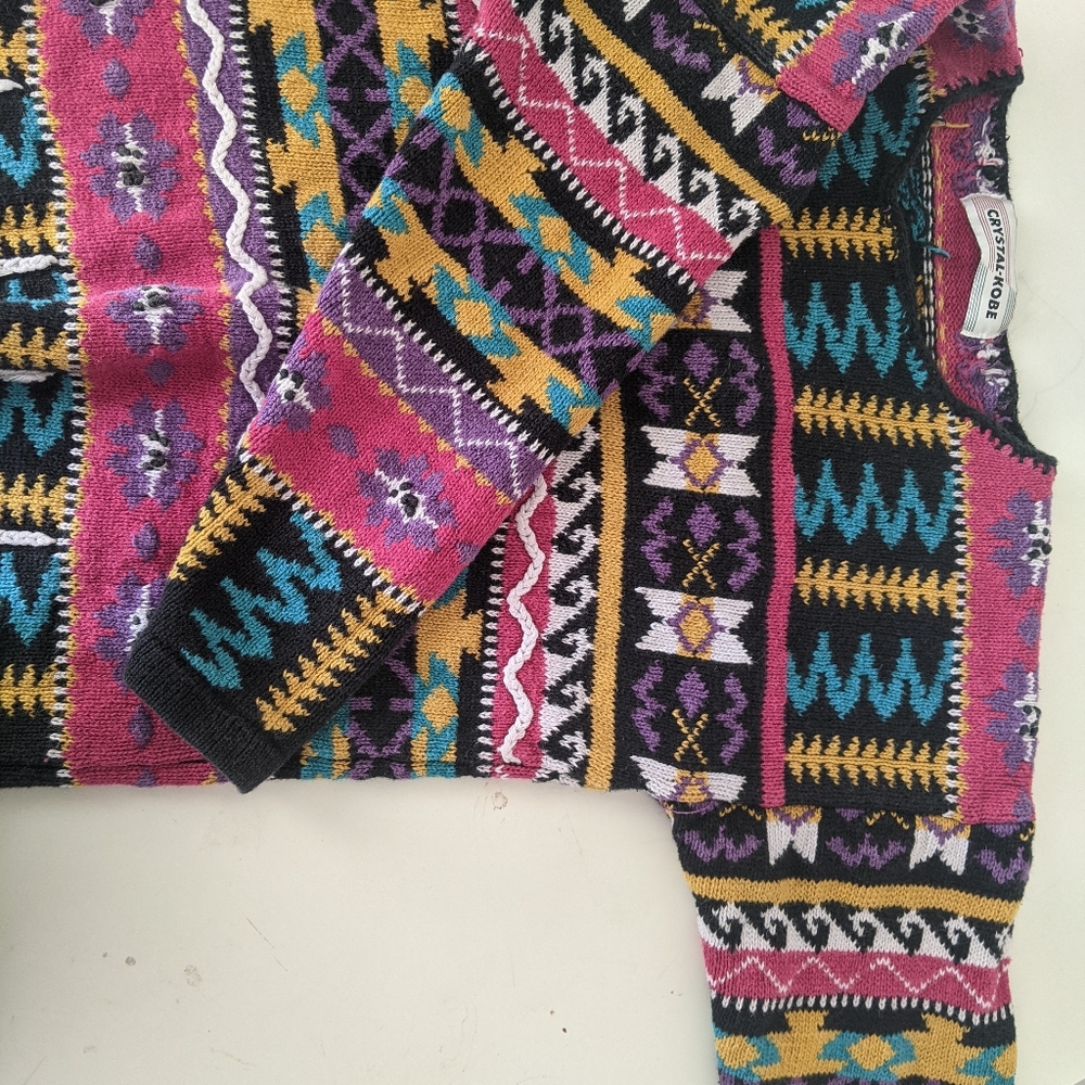 Sweater - Crystal Kobe